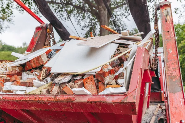 Hoe werkt het huren van een container in Hoogeveen?